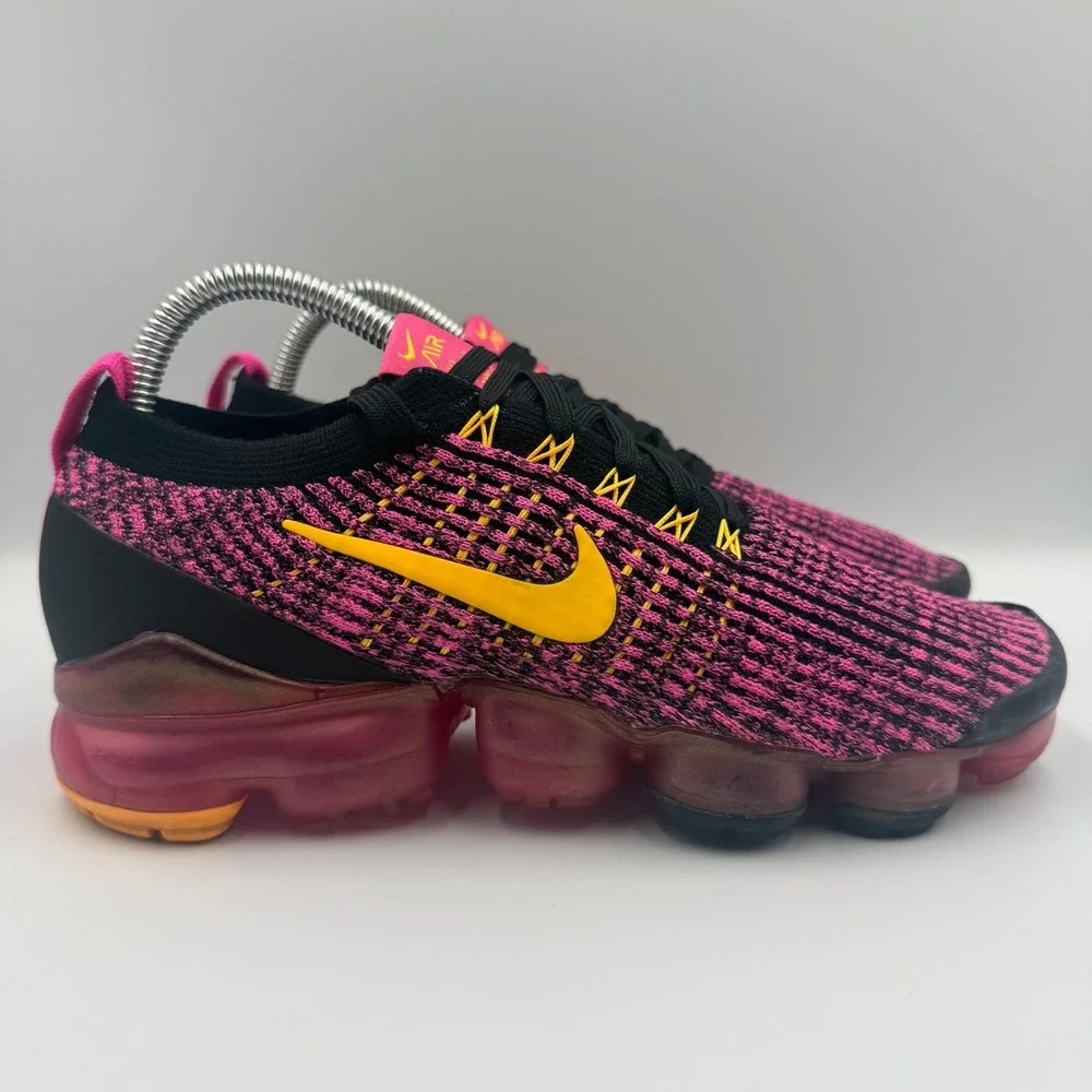 Nike Air VaporMax 3.0 Womens Size 8 Running Shoes Flyknit AJ6910-600 Pink Yellow